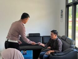 Program Polantas Menyapa Jadi Jembatan Komunikasi Petugas SIM Satlantas Polres Mura dengan Masyarakat