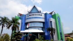 Bank Kalbar Masuk Jajaran Perusahaan Terbaik Indonesia dalam Pengelolaan CSR