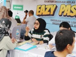 Pasporia Meriahkan CFD Pontianak, Imigrasi Hadirkan Layanan Paspor, Live Music dan Cek Kesehatan Gratis