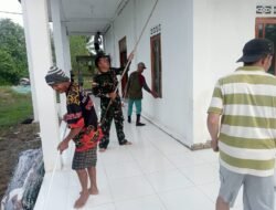 Perkuat Ketahanan Wilayah, Wujudkan Indonesia Maju Anggota Koramil 04/Jawai Laksanakan Karya Bakti Pengecatan Masjid di Wilayah Binaan