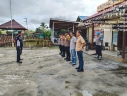 Kanit Reskrim polsek berikan Arahan  pada laksanaan apel pagi di halaman mapolsek.