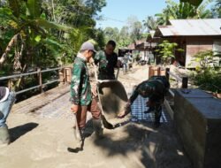 TNI dan Rakyat Bahu Membahu, Pengecoran Jembatan Garuda Jadi Simbol Kuatnya Sinergi di Desa Puain Kanan