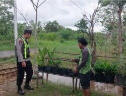 Sinergi Jaga Pasokan Pangan, Polsek Kapuas Barat Tinjau Sektor Pertanian di Desa Saka Mangkahai