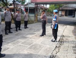 Jaga Kedisiplinan dan Pelayanan Prima, Kapolsek Kapuas Barat Pimpin Apel Pagi Personel