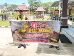 Jaga Kelestarian Hutan, Polsek Kapuas Barat Sosialisasikan Larangan Illegal Logging di Kelurahan Mandomai