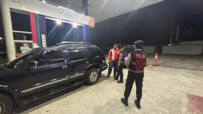 Pastikan Kelancaran Distribusi Energi, Sat Samapta Polres Sukamara Amankan Jalur Pengisian SPBU