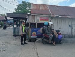 Giat Patroli Polsek Kapuas Barat Ke Feri Penyeberangan, Guna Arus Lalin Aman dan Lancar
