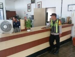 Sasar Perbankan, Kantor Pos, hingga Pertashop: Polsek Kapuas Barat Perketat Patroli Objek Vital di Mandomai