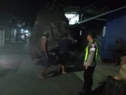 Cegah Kejahatan Di Malam Hari, Personel Polsek Kapuas Barat Patroli Di Daerah Rawan Kejahatan