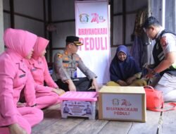 KAPOLRES SERUYAN DAN BHAYANGKARI GELAR BAKTI SOSIAL SERENTAK DI LIMA DESA/KELURAHAN, SASAR WARGA LANSIA DAN KURANG MAMPU