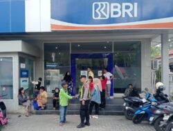 Patroli Ke Objek Vital Bank Bri, Personil Polsek Kapuas Barat Pastikan Keamanan Kepada Masyarakat