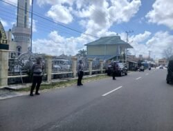 POLRES SERUYAN LAKSANAKAN PENGATURAN LALU LINTAS SAAT IBADAH JUMAT DI MASJID NURUL YAQIN