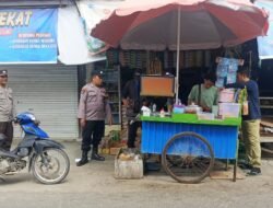 Berikan Imbauan kantibmas kepada warga di lakukan Personil Polsek Kapuas Tengah.
