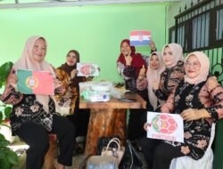 Pererat Kebersamaan, Kodim 1009/Tanah Laut Gelar Nobar Kebangsaan di Kediaman Dandim