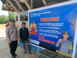 Polsek berikan imbauan keselamatan kepada penumpang feri penyebrangan.