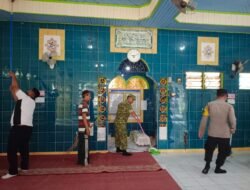 Babinsa, Warga dan Aparat Kelurahan Kompak Gelar Jumat Bersih di Barabai Selatan
