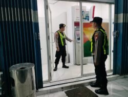 Giat Patroli  Polsek ke bank BPD unit Pujon, Antisipasi gangguan Kamtibmas malam.