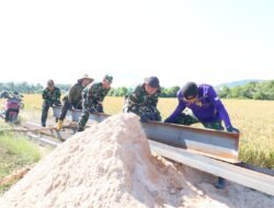 Pondasi Mulai Dipasang, Besi WF Tiba di Lokasi, Pembangunan Dua Jembatan Beton Kodim 1009/Tanah Laut Masuki Babak Baru