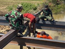 Besi WF Jembatan Beton Desa Telaga Mulai Dirakit, Tenaga Ahli Pengelasan Didatangkan; Pondasi Jembatan Desa Pulau Sari Terus Dikebut