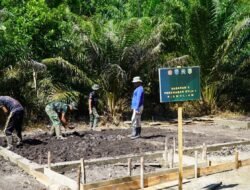 Gunakan Tanah Timbun Pondasi RTLH Pak Amat, Satgas TMMD Reguler Ke-129 Perkuat Konstruksi Bangunan