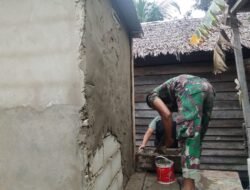 Satgas TMMD Ke-129 Lanjutkan Tahap Plester MCK RTLH Milik Buk Nining