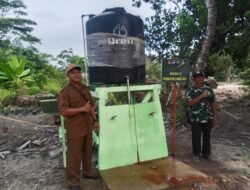 Kadus Semanas Joko Ajak Warga Rawat Hasil Pembangunan Sumur Bor Program TMMD Ke-129 Kodim 1208/Sambas