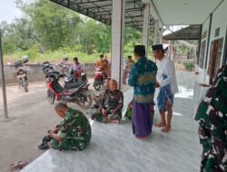 Satgas TMMD Reguler ke-129 Laksanakan Komsos Bersama Jemaah Salat Jumat di Lokasi TMMD