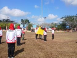 Babinsa Kodim 1009/Tanah Laut Latih Paskibra di Wilayah Binaan, Tanamkan Disiplin dan Jiwa Nasionalisme