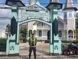 Berikan Rasa Aman, Polsek Kapuas Barat Amankan Ibadah Hari Minggu di GKE Imanuel Desa Saka Mangkahai