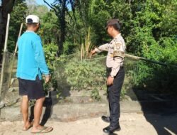 Dukung Ketahanan Pangan, Bhabinkamtibmas Polsek Kahayan Hilir Ajak Warga Manfaatkan Lahan Pekarangan