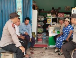 Jalin Komunikasi Sosial Bersama Warga Pedesaan, Polsek Balai Riam Laksanakan Patroli Dialogis