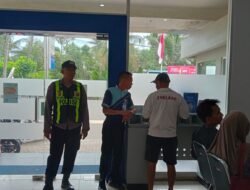 Patroli Ke Objek Vital Bank Bri, Personil Polsek Kapuas Barat Pastikan Keamanan Kepada Masyarakat