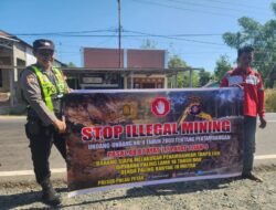PERSONEL POLSEK PULAU PETAK LAKSANAKAN SOSIALISASI ILEGAL MINING KE MASYARAKAT GUNA PENCEGAHAN TAMBANG LIAR DI WILAYAH KECAMATAN PULAU PETAK