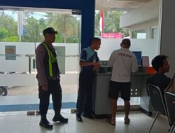 Tingkatkan Keamanan Objek Vital, Polsek Kapuas Barat Gelar Patroli di Bank BRI KCP Mandomai
