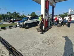 Kawal Penyaluran BBM Pagi Hari, Sat Samapta Polres Sukamara Patroli di SPBU