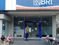 Polsek Kapuas Barat Patroli Objek Vital di Bank BRI KCP Mandomai, Pastikan Aktivitas Perbankan Aman