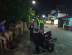 Antisipasi Gangguan Kamtibmas, Polsek Kapuas Barat Gelar Patroli Rawan Malam di Kelurahan Mandomai