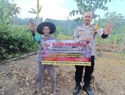 Polsek Murung Sosialisasi Larangan dan Sanksi Bagi Pelaku Kebakaran Hutan dan Lahan Di Desa Muara Bumban