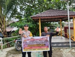 Sambang Kamtibmas, Polsek Sumber Barito Sosialisasi Larangan Karhutla di Kel. Tumbang Kunyi