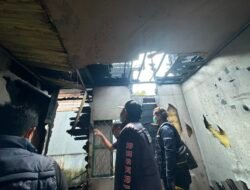 Satreskrim Polres Barsel Laksanakan Olah TKP Kebakaran Rumah di Jalan Panglima Batur Buntok
