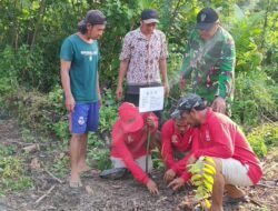Kades Tempapan Hulu Dukung Penanaman Pohon Program TMMD Reguler Ke-129
