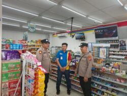 Giat Berikan Imbauan kantibmas kepada warga di lakukan Personil Polsek Kapuas Tengah.