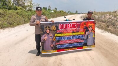 Giat Piket Polsek kapuas tengah Rutin lakukan imbauan larangan karhutla kepada masyarakat.