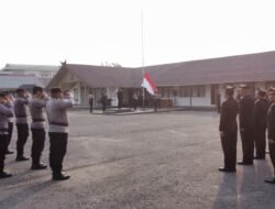 Kobarkan Semangat Kemerdekaan, Wakapolres Barsel Pimpin Upacara HUT ke-81 RI Bersama Seluruh Personel