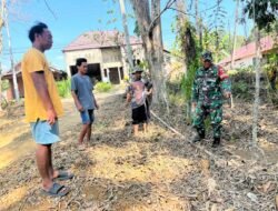 Babinsa Koramil Muara Uya Sosialisasikan Bahaya Karhutla kepada Warga Desa Teratau