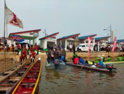 Posbabinpotmar Pemangkat Manunggal bersama rakyat, Perkuat Pengamanan Lomba Sampan Bidar di Selakau