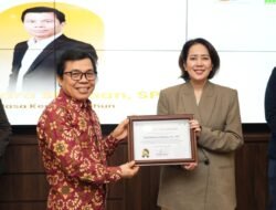 Perkuat Hubungan Industrial, PTPN IV PalmCo Beri Apresiasi Masa Kerja Ribuan Pekerja Kebun