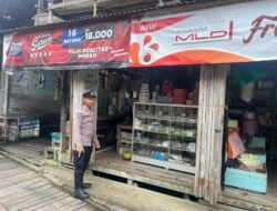 Personel Polsek Tewah Sisir Pusat Keramaian di Jumat Pagi
