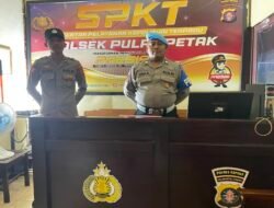 POLSEK PULAU PETAK LAKSANAKAN KEGIATAN SIAGA MAKO PADA MALAM HARI GUNA CIPTAKAN SITUASI AMAN