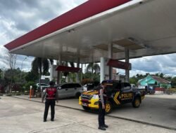 *Patroli Kota Presisi Satsamapta Sambangi Kantor Pembiayaan dan SPBU, Warga Diimbau Waspada Modus Kejahatan*